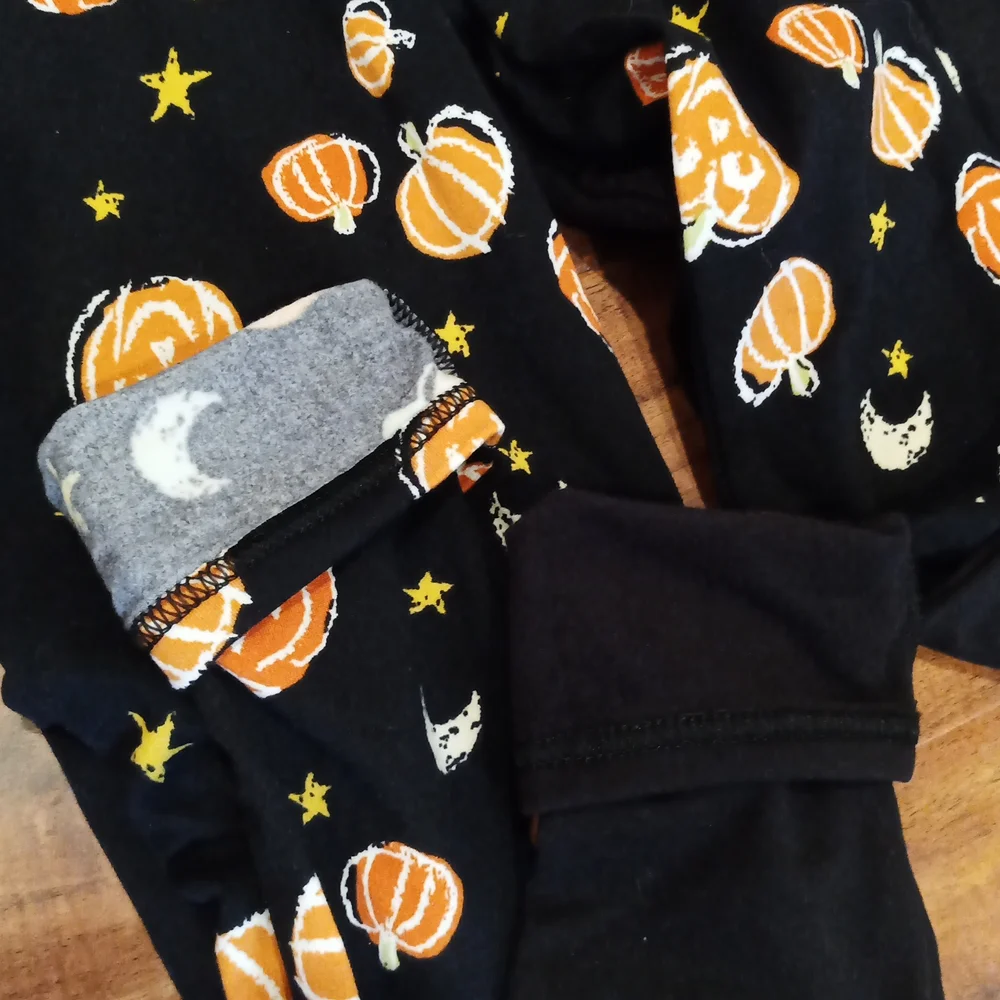 NWT ShoSho Black & Pumpkin Print Fleece Lined Legging Set, 10/12